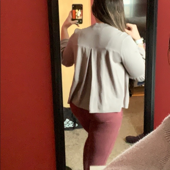 Tan blouse! - Picture 2 of 4